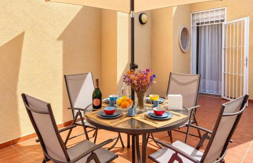 1ªLínea-50m de playa-Reformado-BBQ privada-Vistas al mar-3 terrazas - Foto 15