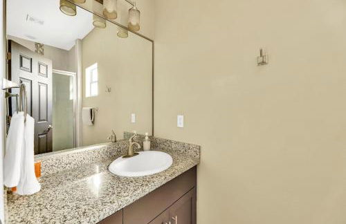 Relax & Enjoy In Our Spacious Townhome Getaway B - Foto 10