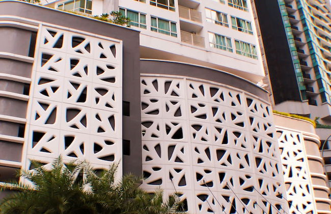 Crest Residence - Photo 3