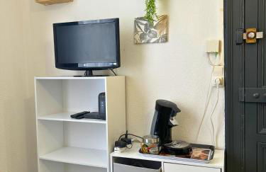 Mini Nid - Centre - Wifi - Equipé - Cosy - Foto 3