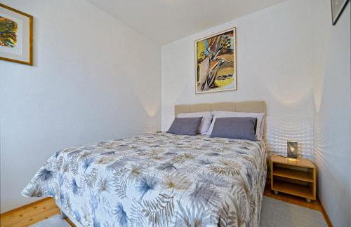 Art Apartments Postira - Photo 9