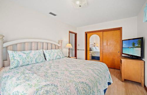 Family Pool Home • Sleeps 8 - Foto 19