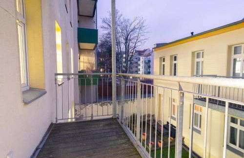 Balkon, Waschmaschine, TV, Einzelbetten, nahe Völkerschlachtsdenkmal - Foto 3