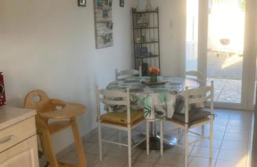 Petite maison à proximité commerces et plage - Foto 5