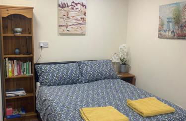 Annexe in lymington with private use of hot tub - Foto 9