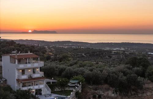 Luxurious Villa Kirianna - Private Pool, Jacuzzi, Sauna, & Gym - 13km to Rethymno center - Photo 61