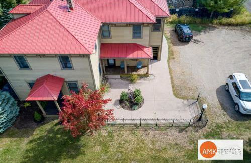 Lake Life Getaway - Condo near downtown! - Foto 32