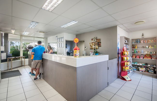 Ivory Palms Resort - Photo 5