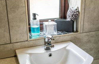 2 Bedroom Rural Escape In Peaceful Elmswell - Photo 30