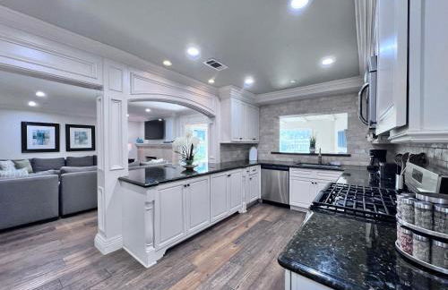 Sensational 6 Bedroom 4 Bathroom Pool Home (3 Master Bedrooms W/bathrooms) - Foto 62