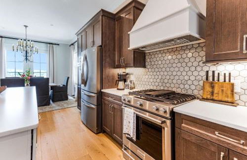 East River Manor by Lucky Savannah - Foto 13