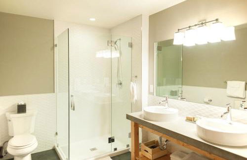 The Suites on Main - Foto 30