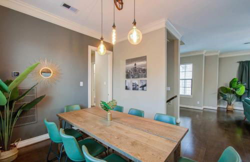 Chic & Central 3-BD Townhouse Mins to DT - Foto 5