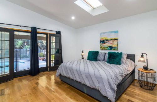 4 Bedroom house large pool & spa in prime location - Foto 39