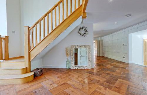 Mayrose House - 6BR 4BATH Luxe Spacious Retreat - Foto 19