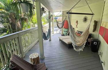 Beach Paradise Getaway - 200ft from Beach! - Foto 11