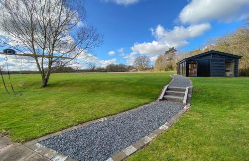 The Tractor Shed - Photo 25