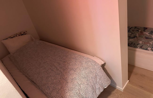 Small 2 Room Apartment in Sollentuna - Photo 2