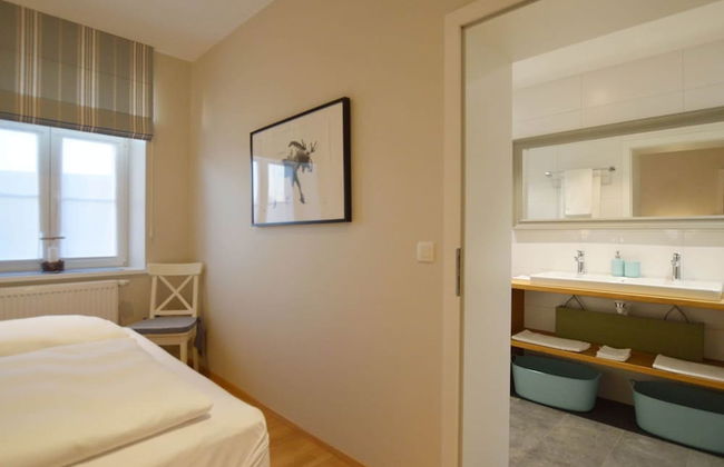 Charming Fens Family Home - Photo 7