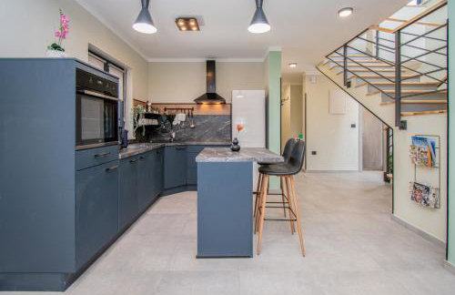 Villa Vala with a large yard near Pula - by Istrabook - Foto 28