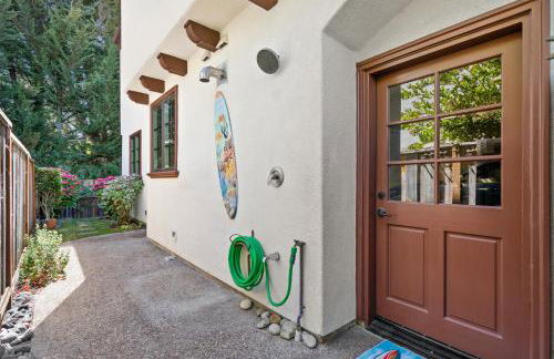 Gorgeous Santa Cruz Villa - Modern Beachside Paradise with NEW Hot Tub & Fast Wi-Fi - Foto 75