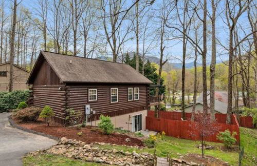 Soco Serene Cabin in the Heart of Maggie Valley - Foto 41