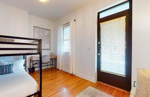 Private Home-Backyard-Parking Near Nulu Downtown - Foto 16