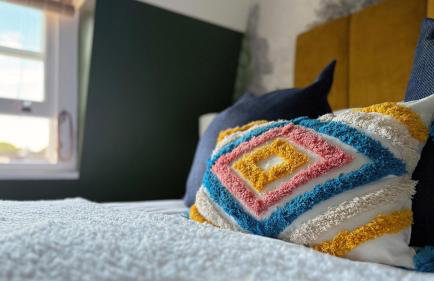 London Acton - hot tub, cinema, games & arcade - Foto 33