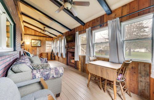 Charming Spirit Lake Home - 6 Mi to Arnolds Park! - Foto 2