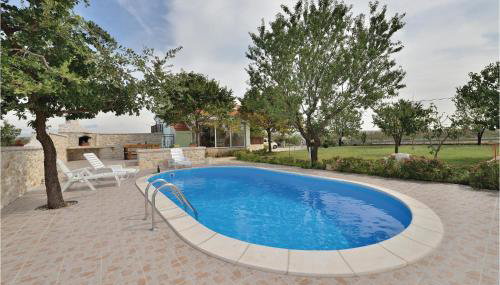 Nice Home In Nadin With Wifi - Foto 4