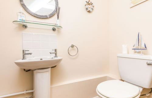 3 bedroom Cottage in the heart of beautiful Bosham - Pass the Keys - Foto 18