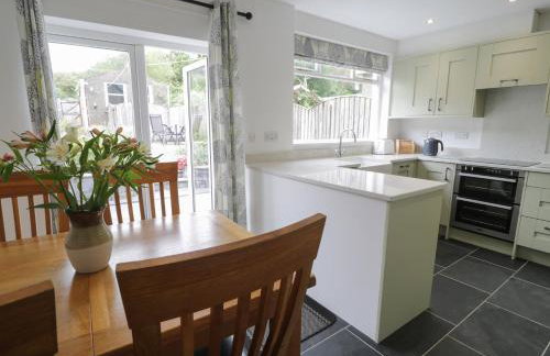 Cottage on the Green - Photo 10