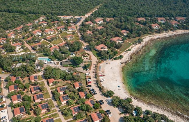 Luxury Bay Villa with private hot tub - Foto 48