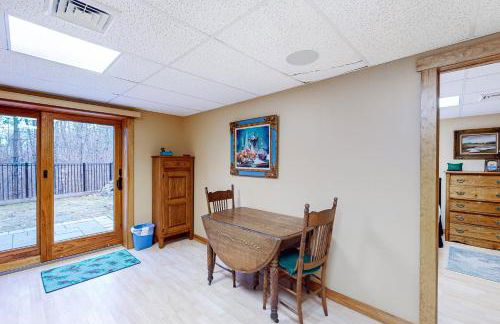 Up The Hill - Photo 20