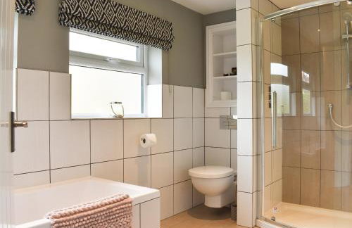 The Cottage At Stainsacre Hall - Foto 14