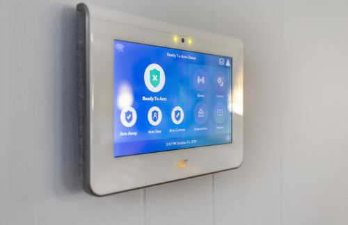 Soaking tub w Washer and Dryer, WiFi - Foto 28