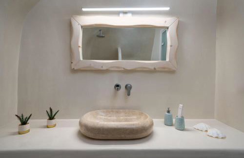 NEW Yiota Collection 4 Suites & 4 Prive Jacuzzi - Foto 26