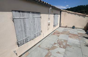 Appartement chaleureux avec jacuzzi-Terrasses rooftop-Rafraîchisseur-Parking-wifi - Foto 7