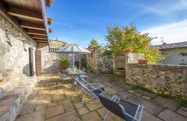 Liano Iris - Terrace & parking place - Foto 10