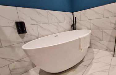 4 BR Luxury House. Bike Park Wales. Secure Bike Store. Brecon Beacons - Photo 14