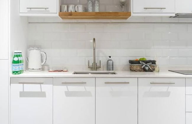 Livestay - 2 Bed Hollywood Movie Themed Apt - Foto 21