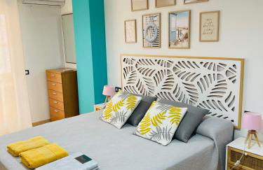 APARTAMENTO SITUADO EN EL CENTRO CON 3 HABITACIONES, DISPONE DE AIRE ACONDICIONADO Y WIFI A 150m DE LA PLAYA Y EL CASTILLO - Photo 10