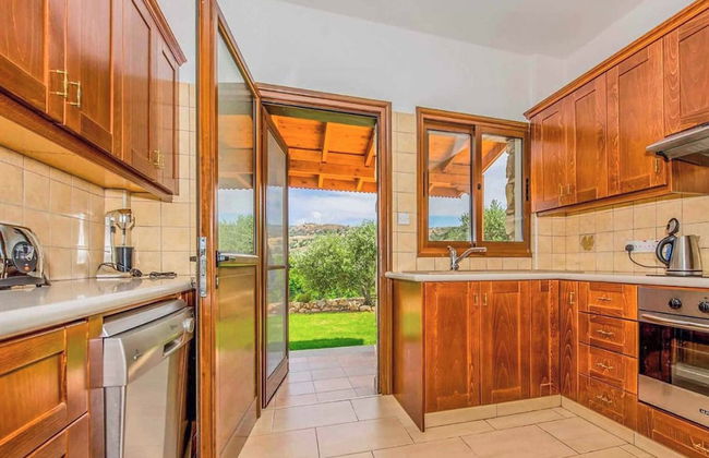 Villa Aphrodite Argaka - Photo 12