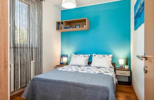 Family friendly house with a swimming pool Vrpolje, Sibenik - 24345 - Photo 19