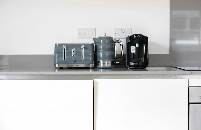 Skyvillion - Huge 4bed Apartment Wbalcony - Parking - Photo 30