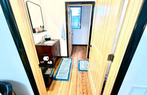 The Upstairs Escape - Foto 3