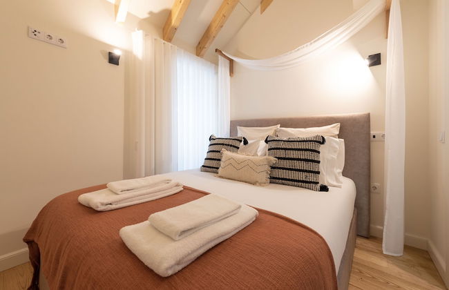 Mouzinho da Silveira 215 by LovelyStay - Foto 17