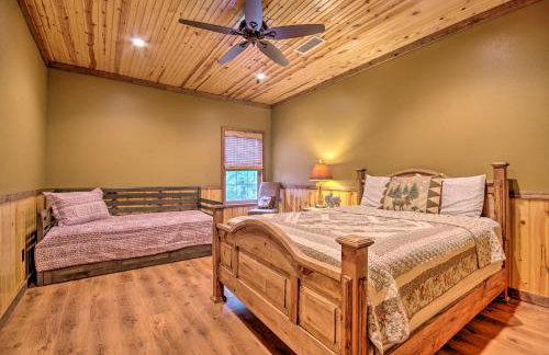 Spacious Family Home with Fire Pit by Norfork Lake! - Foto 16