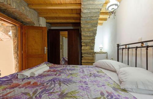 Petrino House - Photo 22