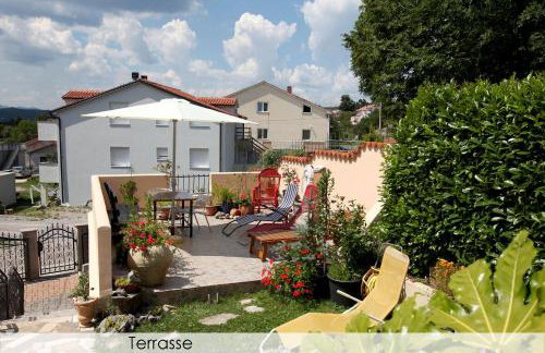 Anica Iles - Photo 21